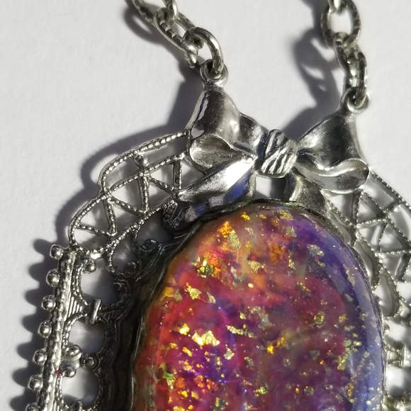 Relisted -Vintage glass dragon breath faux opal Art Deco silver tone bow - Picture 9 of 16